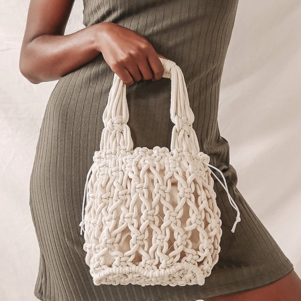 NWT Bay Sky Perfect Day Out White Macramé Drawstring Handbag hard to find!